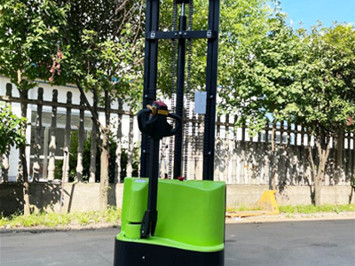 How to Operate a Full Electric Walk-Behind Stacker? Complete Guide
