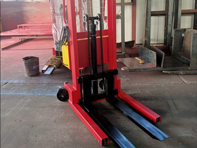 Electric Pallet Stacker