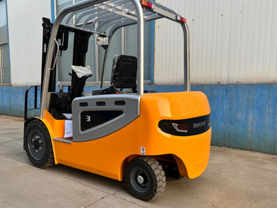 Electric Forklift