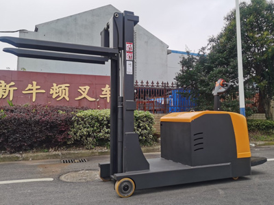 Stand-on Counterbalance Stacker