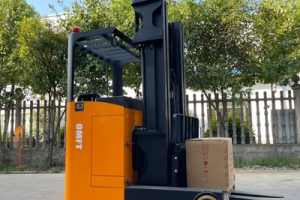 How to Maintain a Seated Reach Truck | Complete 2026 Guide