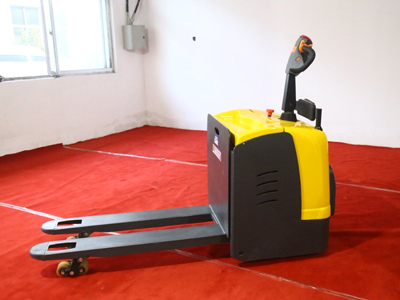 How to Choose Warehouse Electric Pallet Jack? Guide by Newnewton Forklift