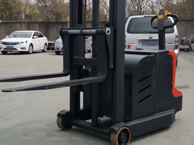 Walk-behind Counterbalance Stacker
