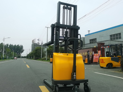 Forklift Buying for Beginners