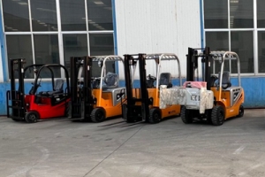 What Forklift to Use in Low-Temperature Environments? Recommended Cold-Resistant