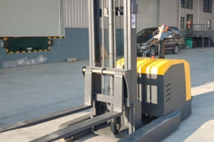 Electric Forklift Motor Controller: The Heart of Power