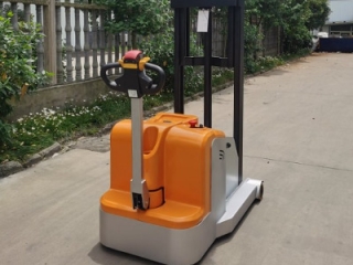 How to Operate a Walkie Counterbalance Stacker | 2026 Guide