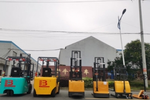 Newnewton Small Electric Forklifts to Shine at Canton Fair 2026