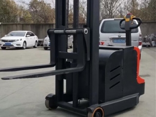 How to Load & Unload Without a Dock?