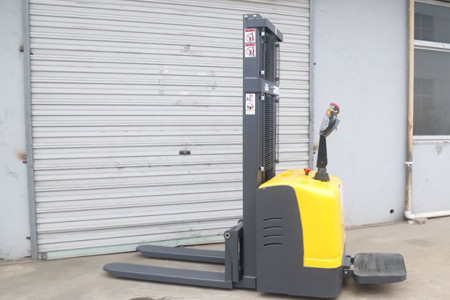 Fast Shipping Available No Need to Look Only for a nearby stand-on counterbalan