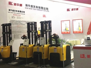 Newnewton Forklift | Reliable Forklift Brand at the Canton Fair