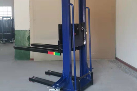 Truck-Mounted Forklift