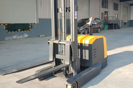 Newnewton Forklift