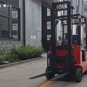 3-Ton Electric Stacker Forklift Price & Cost Guide 2026