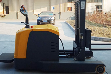 Reach Stacker Manufacturer