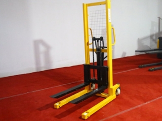 Newnewton Portable Hydraulic Forklift | Effortless Lifting