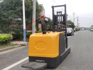 2026 Ride-on Counterbalance Stacker Price | Full Guide