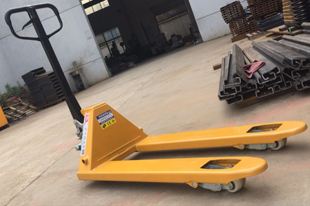 Manual Pallet Jack