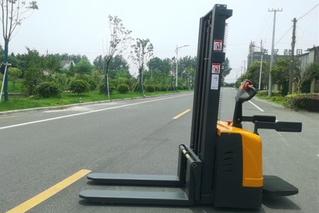 Electric Double Pallet Stacker