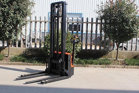 Is the Compact Straddle Leg Stacker Easy to Use?