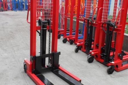 Manual Hydraulic Stacker