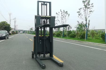 Semi-Electric Stacker