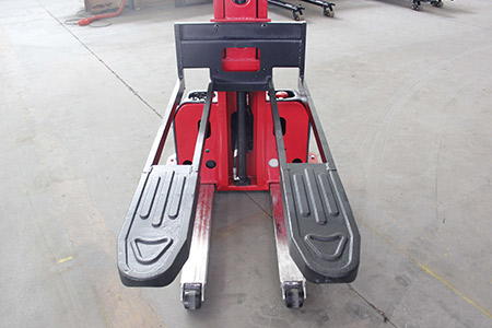 Self-Loading Stacker