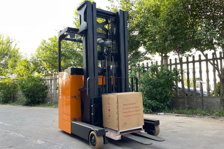 Ride-on Reach Stacker with Long Battery Life | Newnewton Factory