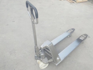 Washable Stainless Steel Pallet Truck | Cleaning Guide