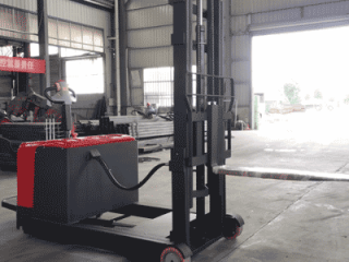 Stand-on Counterbalance Stacker | Newnewton Counterbalance Forklift