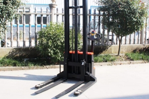 Walk-Behind Straddle Stacker | Electric Model Replaces Manual Stacker