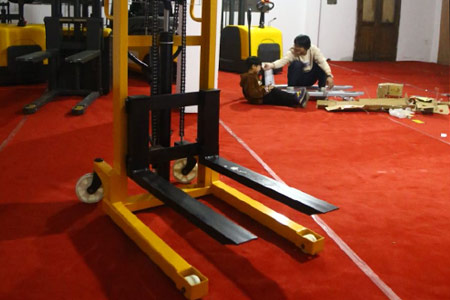 Hydraulic Stacker Forks