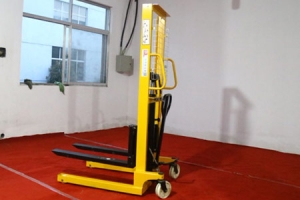 Newnewton Manual Hydraulic Stacker | 1 Ton Small Stacker Factory Direct