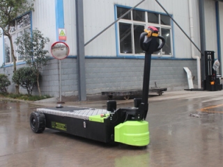 Full Electric Tugger vs Manual Hand Pull Tugger | Selection Guide
