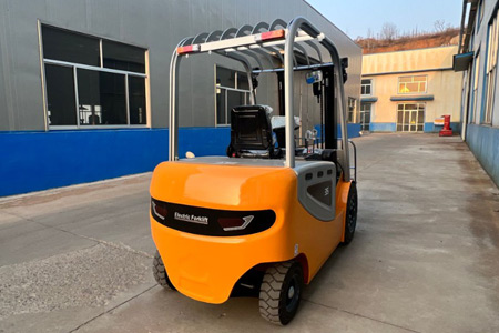 Electric Forklift Buying Guide