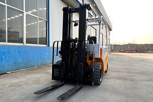 Hydraulic & Mast Chain Maintenance Tips for Warehouse Forklift