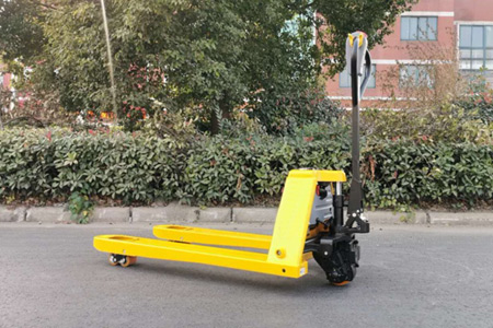 Electric modification for pallet truck