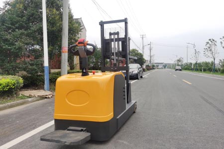 Stacker dimension standards