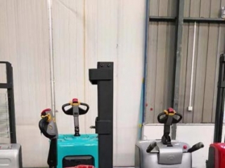 Stand-on Double Pallet Stacker: 3 Anti-freeze Tips for Low-temperature Use