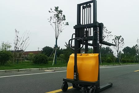 Stacker maintenance