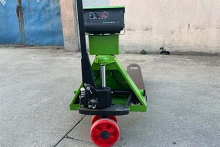 Warehouse dedicated pallet truck