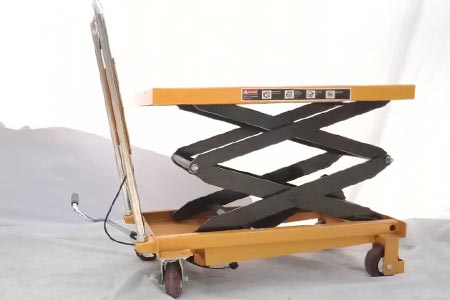 Manual lift platform