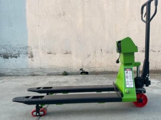 Scale Equipped Pallet Jack Save Extra Weighing Procedures