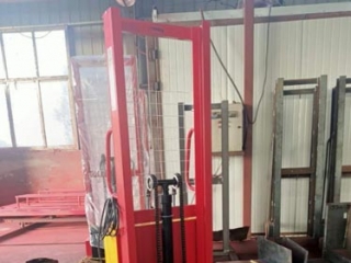 Will Semi-electric Stacker Get Damaged In Rain? Maintenance Tips