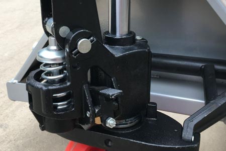Hydraulic cylinder details of pallet truck