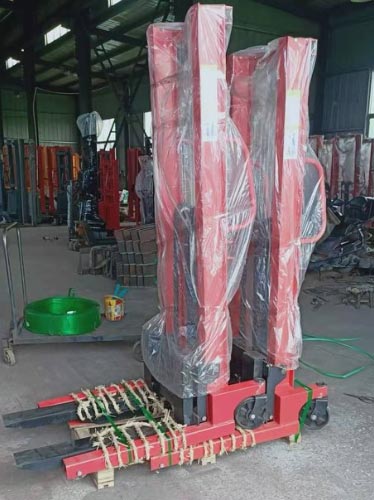 Newnewton forklift export packing
