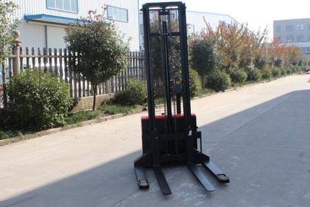 Price of walk-behind straddle leg stacker