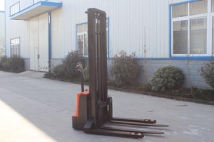 2026 Price List of Walk-behind Full Electric Straddle Stacker