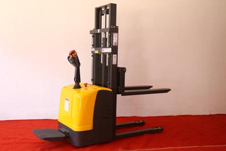 NEWNEWTON electric double pallet stacker