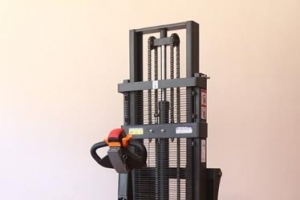 Lithium Battery Stand-on Stacker for 2-shift Non-stop Warehouse Operation